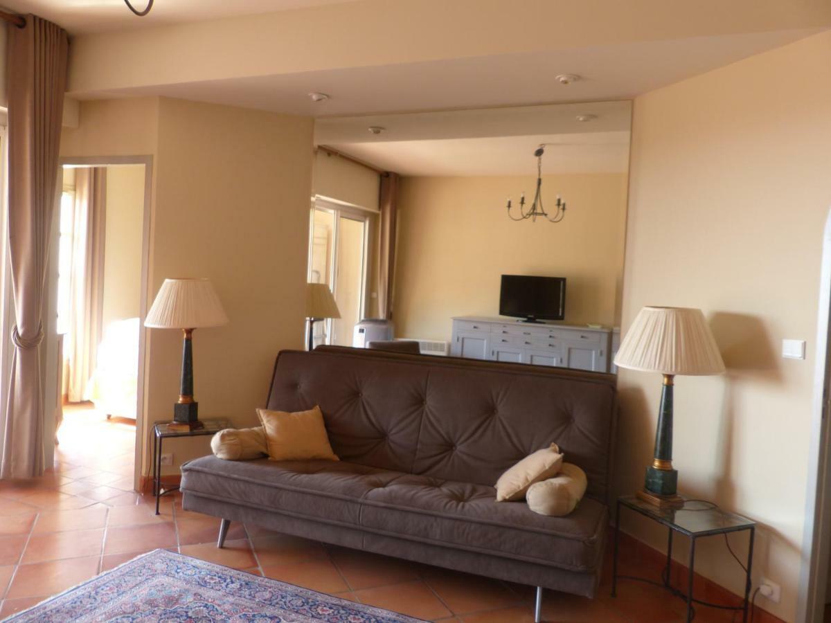 Hameau Des Amandiers-Vue Mer & Golf Saint-Cyr-sur-Mer Exterior photo